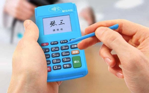 怎么申请拉卡拉POS（买入期权相当于买入价值损耗型的资产）